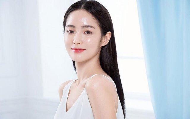 SHINY SKIN - Liệu pháp căng bóng, cấp ẩm, thu nhỏ lỗ chân lông chuẩn HÀN