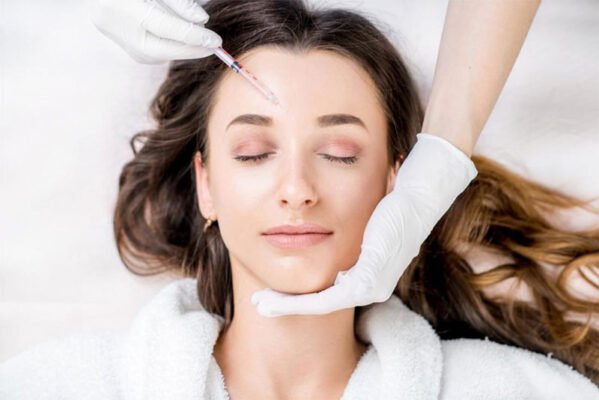 TIÊM BOTOX XÓA NHĂN TRÁN: Giải pháp an toàn mà hiệu quả