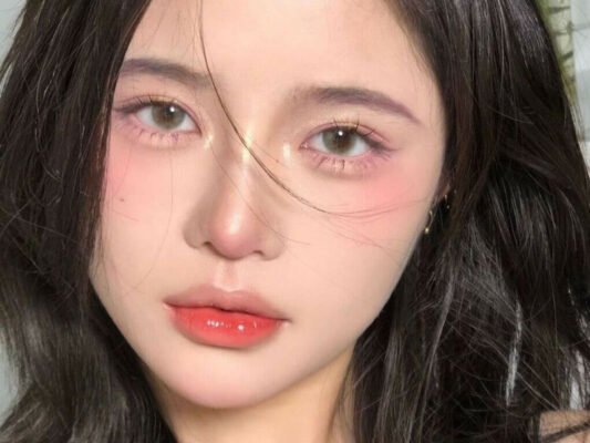 Có bọng mắt là đẹp hay xấu?