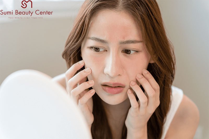 Những hậu quả khó lường khi tự ý nặn mụn ẩn Những hậu quả khó lường khi tự ý nặn mụn ẩn