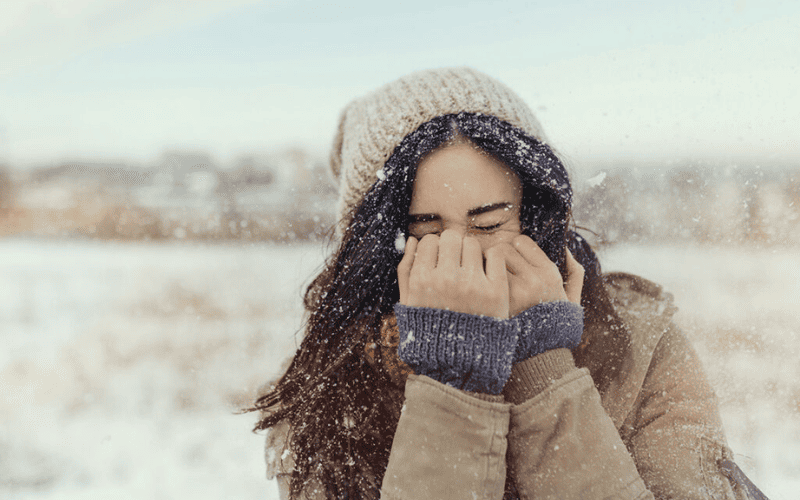 Bảo vệ tóc khi ra ngoài trời lạnh